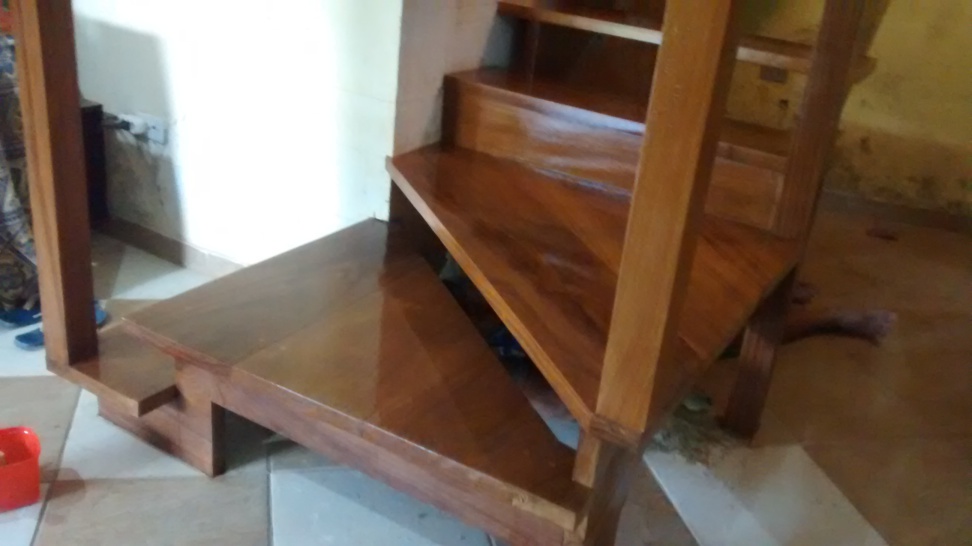 Escadas de Madeira - Alpha Marcenaria